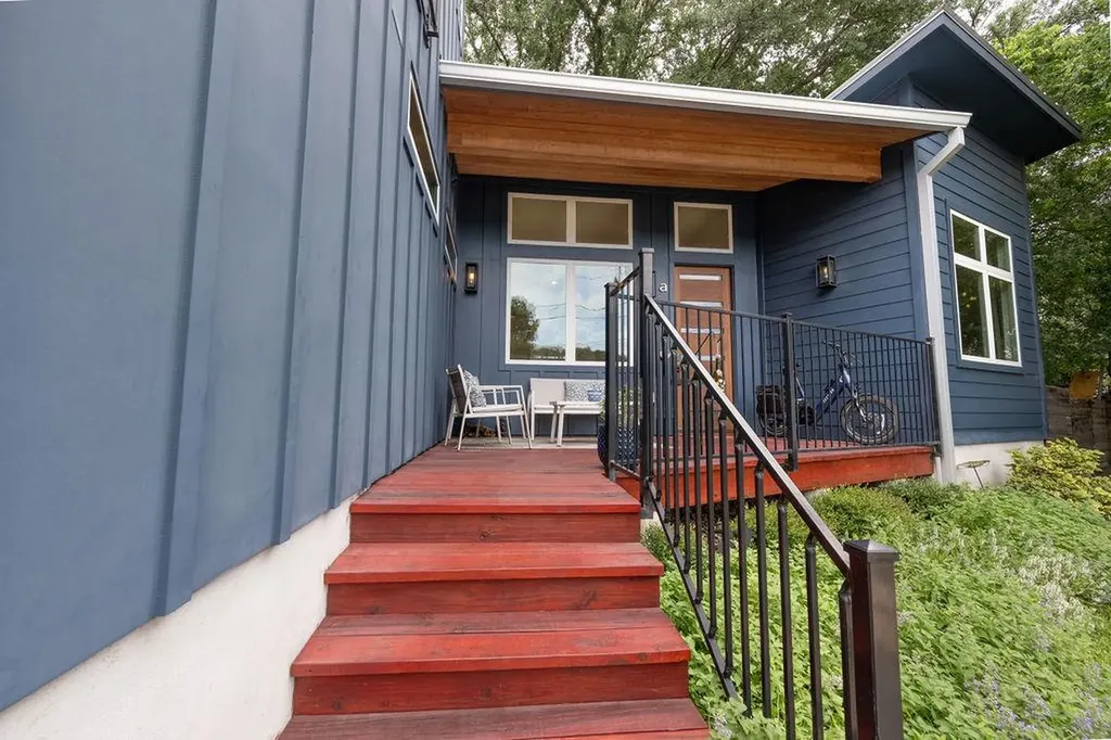 3923 E 16th Street Austin TX 78721