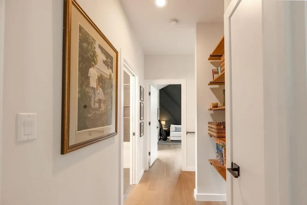 3923 E 16th Street Austin TX 78721