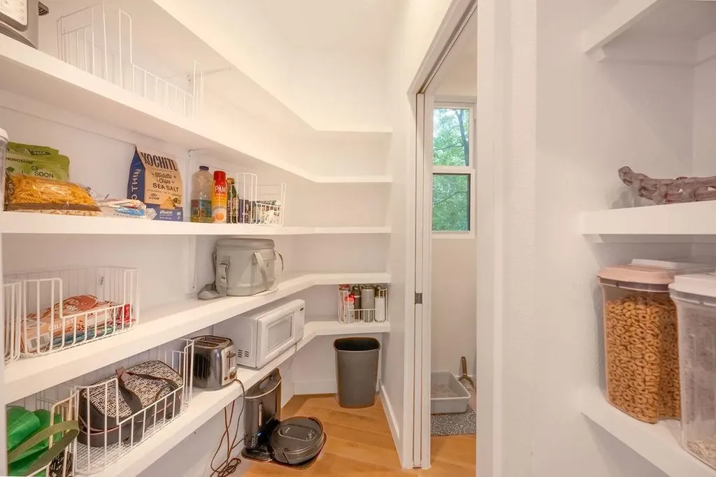 3923 E 16th Street Austin TX 78721