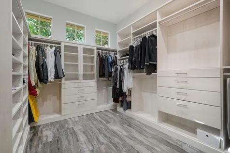 9808 Tree Bend Cove Austin TX 78750