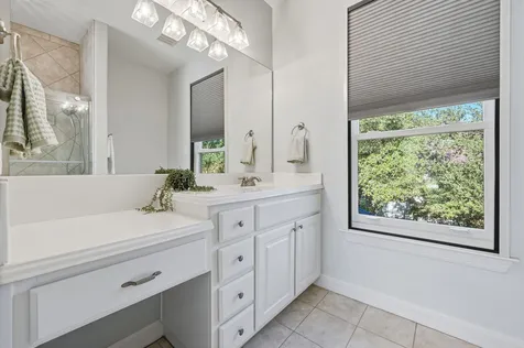 9808 Tree Bend Cove Austin TX 78750