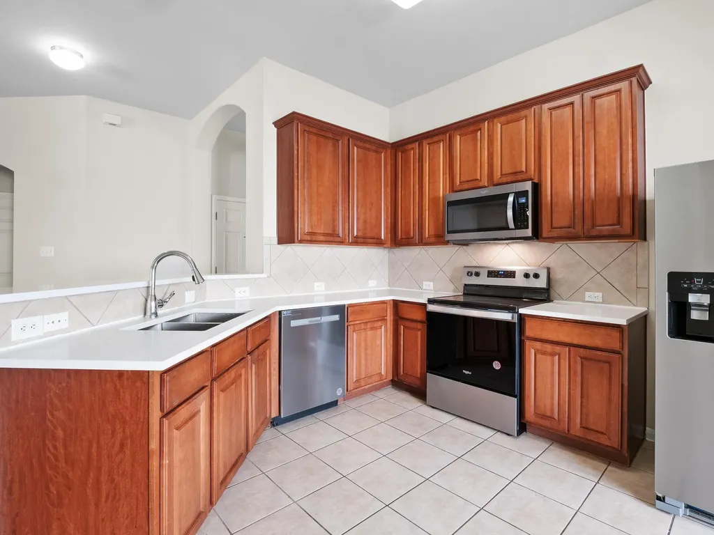 429 Falcon Lane Leander TX 78641