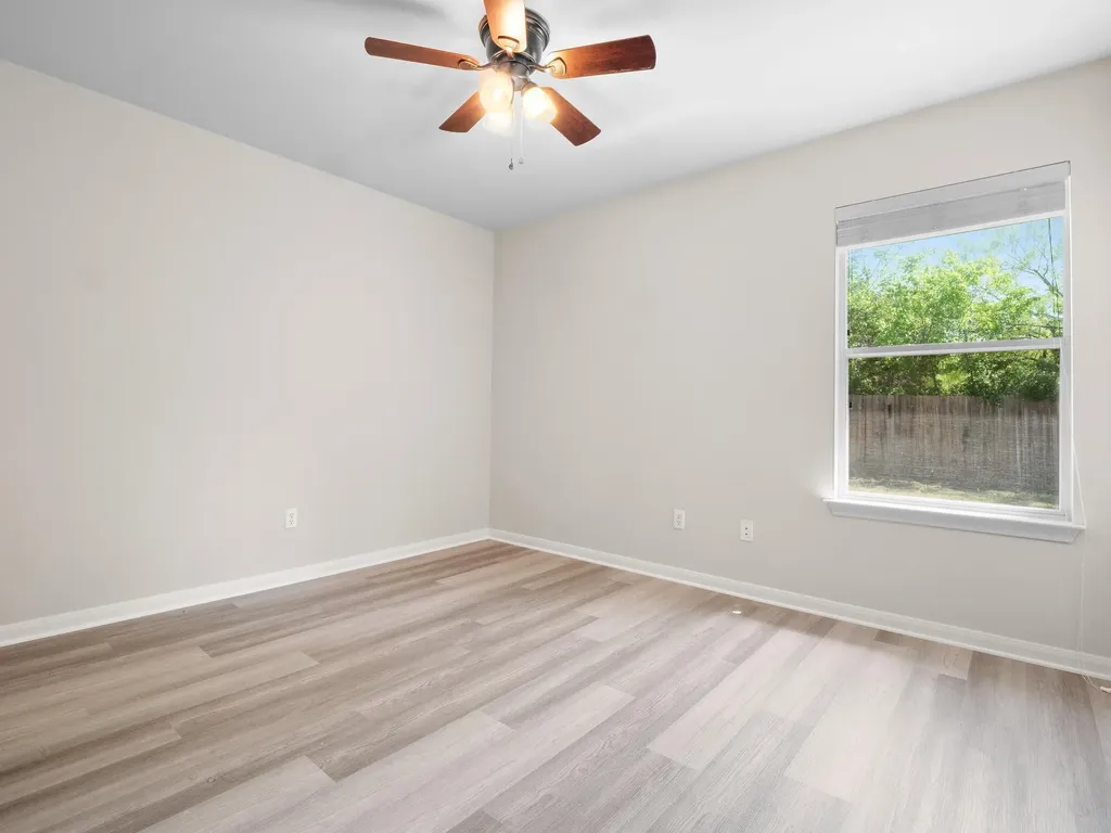 429 Falcon Lane Leander TX 78641
