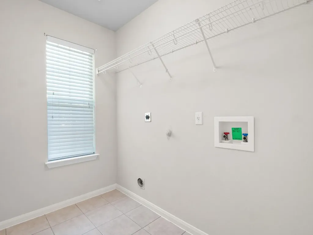 429 Falcon Lane Leander TX 78641