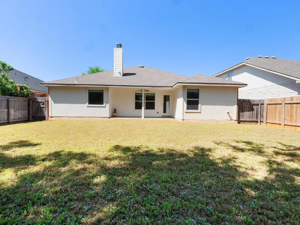429 Falcon Lane Leander TX 78641
