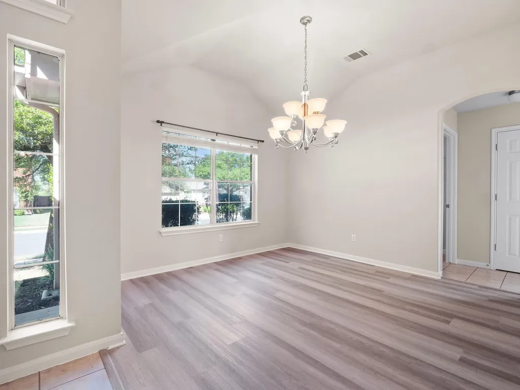 429 Falcon Lane Leander TX 78641