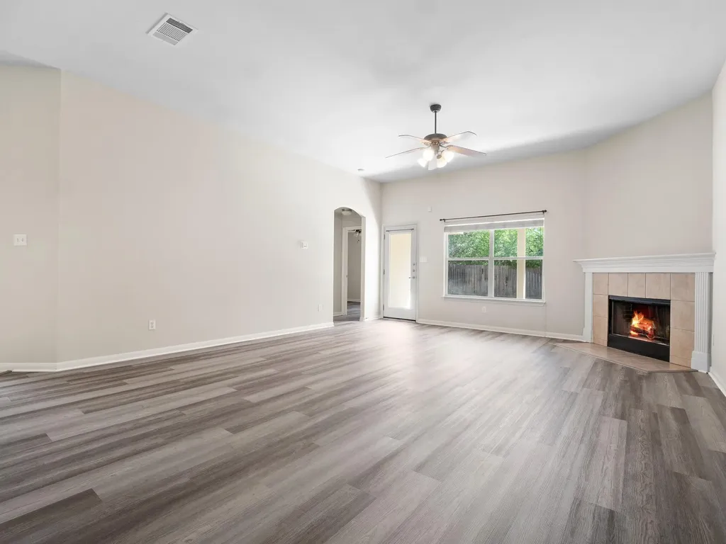429 Falcon Lane Leander TX 78641