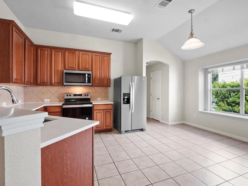 429 Falcon Lane Leander TX 78641