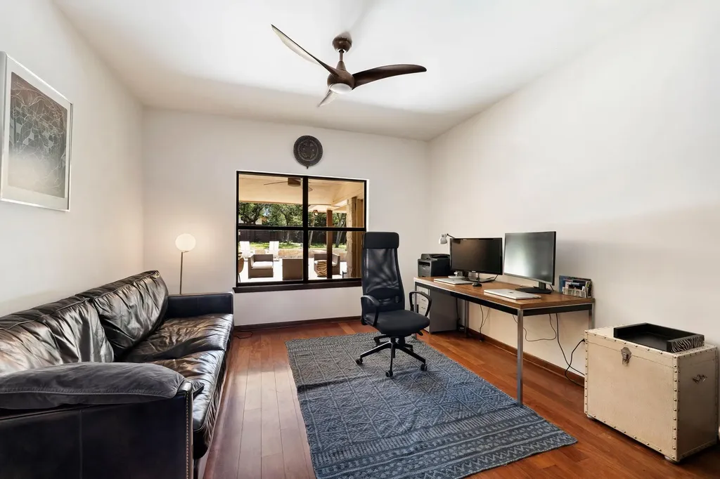 105 N Laurelwood Drive Austin TX 78733