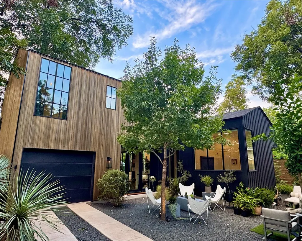 2212 S 2nd Street Austin TX 78704