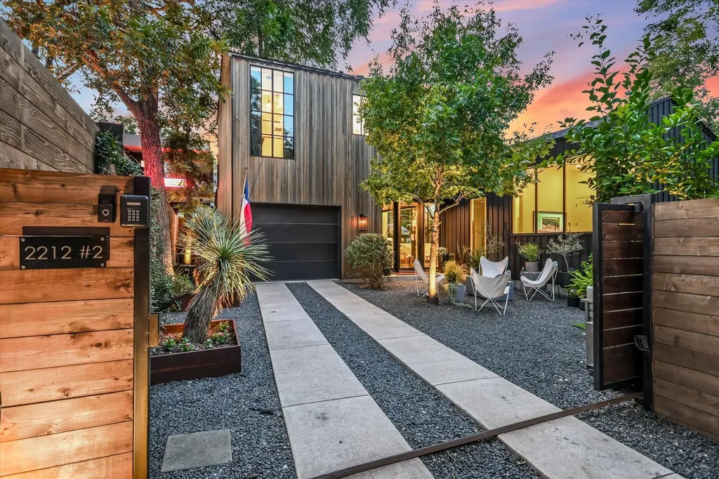 2212 S 2nd Street Austin TX 78704