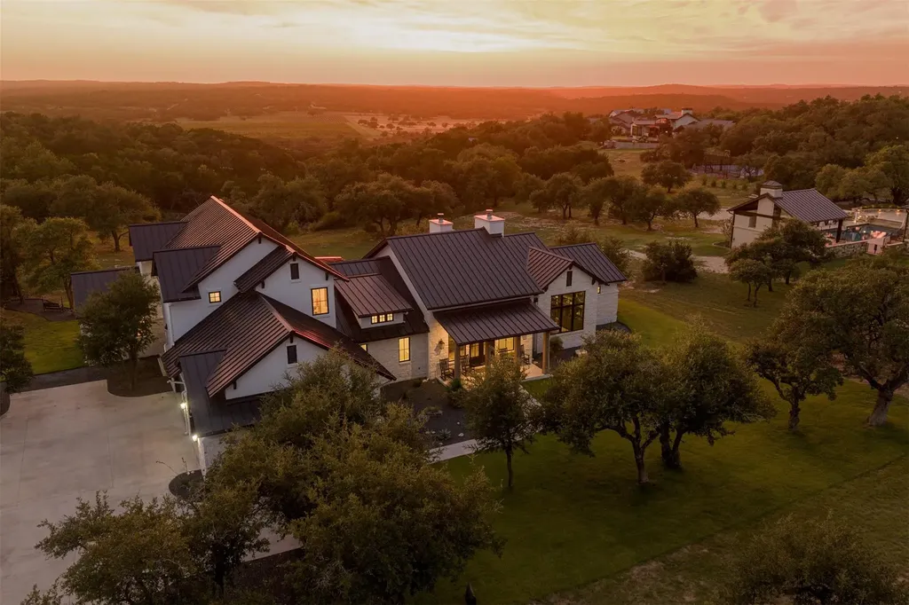 3706 Tuscany Drive Driftwood TX 78619