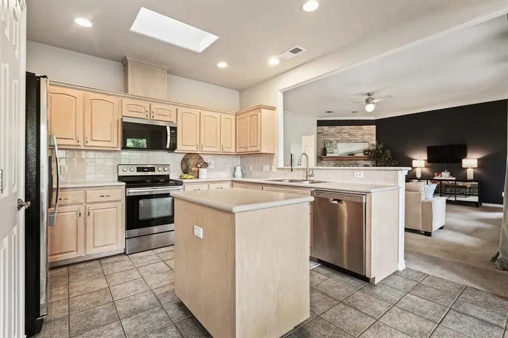 21105 Newport Cove Lago Vista TX 78645