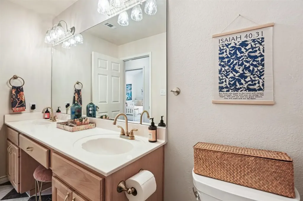 21105 Newport Cove Lago Vista TX 78645