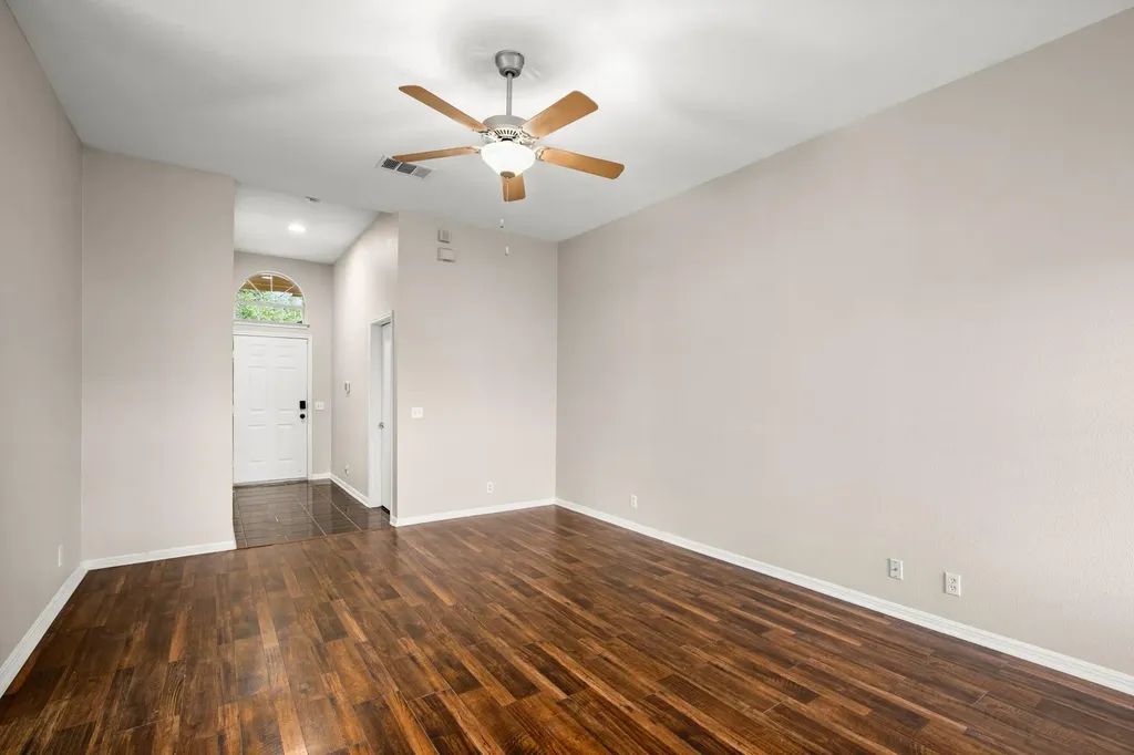 14901 Nuttall Drive Austin TX 78724