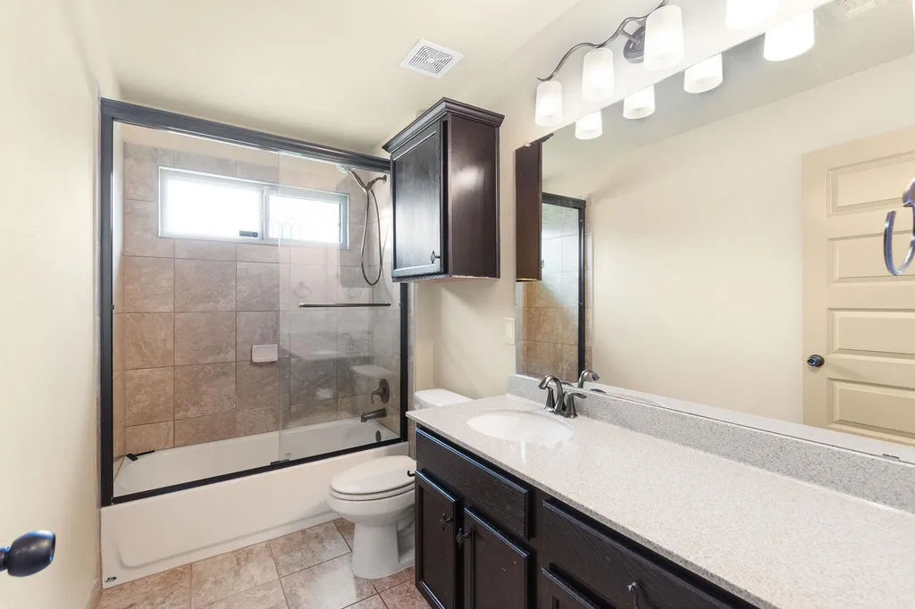 2412 Lyla Lane Leander TX 78641