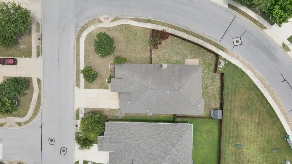2412 Lyla Lane Leander TX 78641