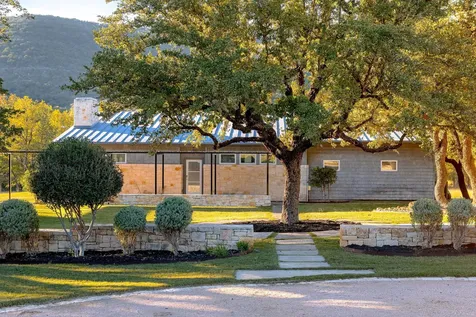 415 Frio Canon Trail Leakey TX 78873