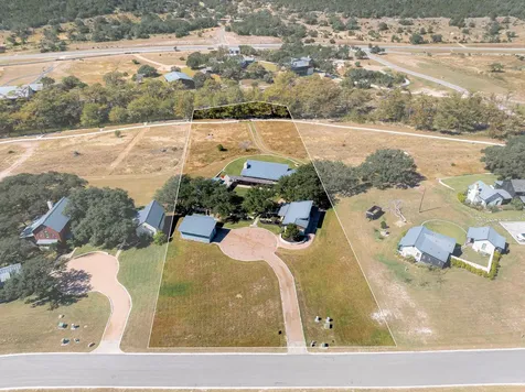 415 Frio Canon Trail Leakey TX 78873