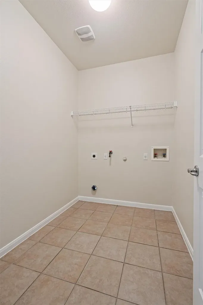 18800 Chrighton Castle Bend Pflugerville TX 78660