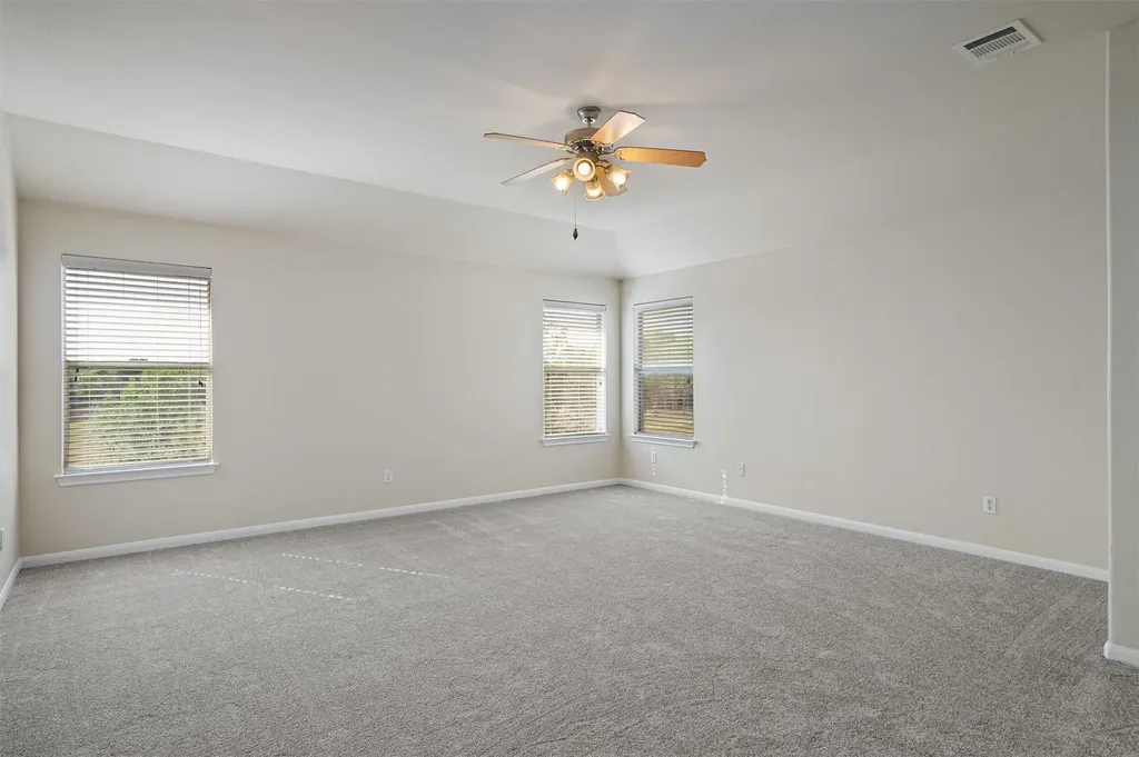18800 Chrighton Castle Bend Pflugerville TX 78660