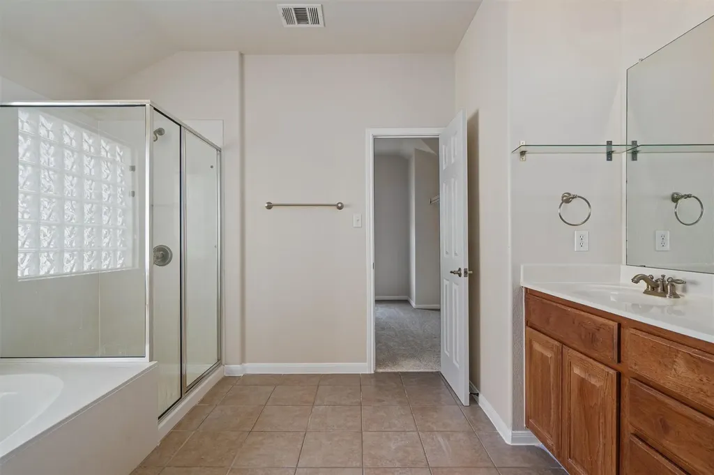 18800 Chrighton Castle Bend Pflugerville TX 78660