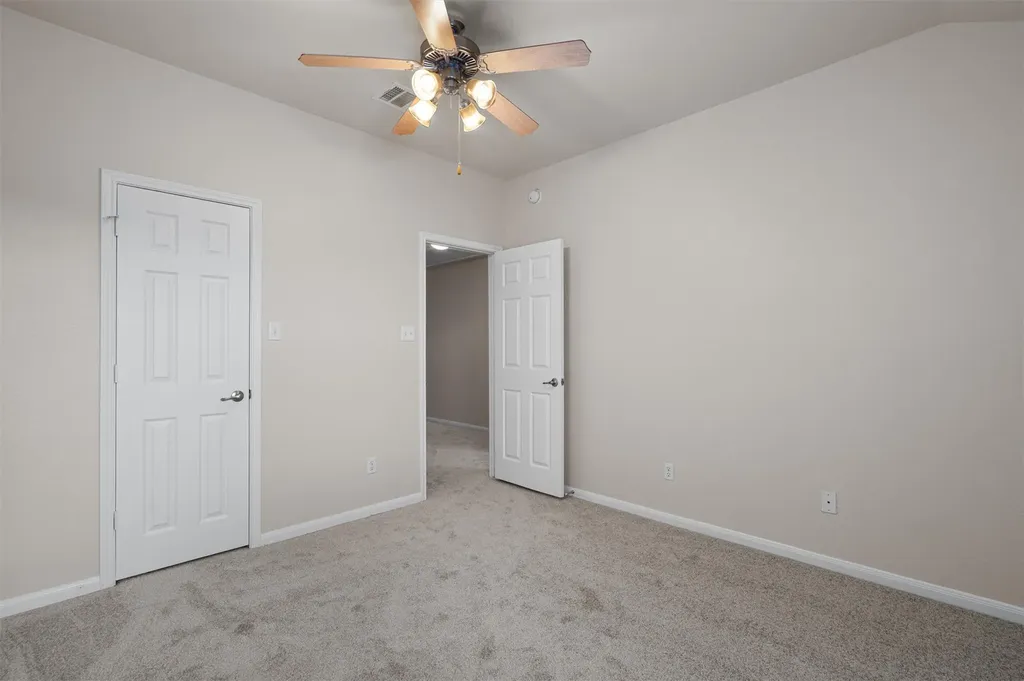 18800 Chrighton Castle Bend Pflugerville TX 78660