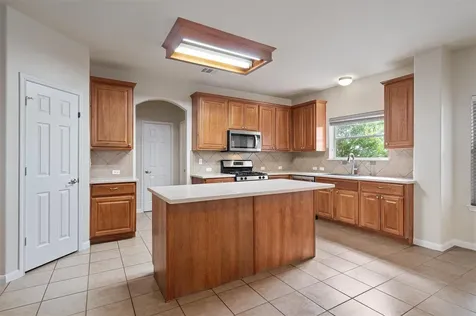 18800 Chrighton Castle Bend Pflugerville TX 78660