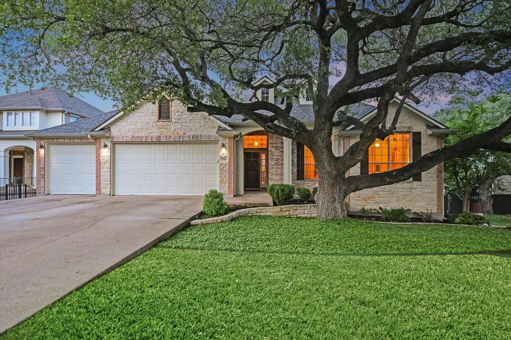 316 Winecup Way Austin TX 78737