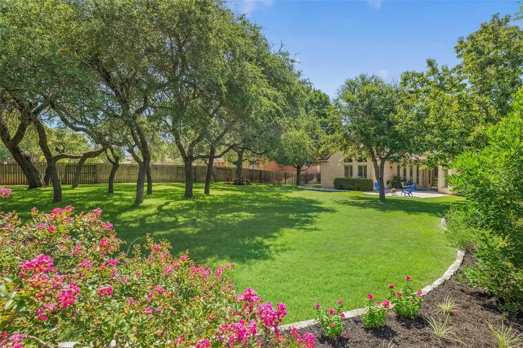 101 Monarch Lane Austin TX 78737