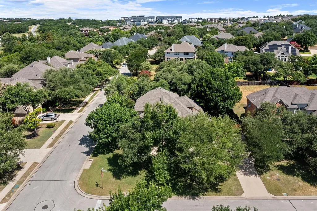 101 Monarch Lane Austin TX 78737