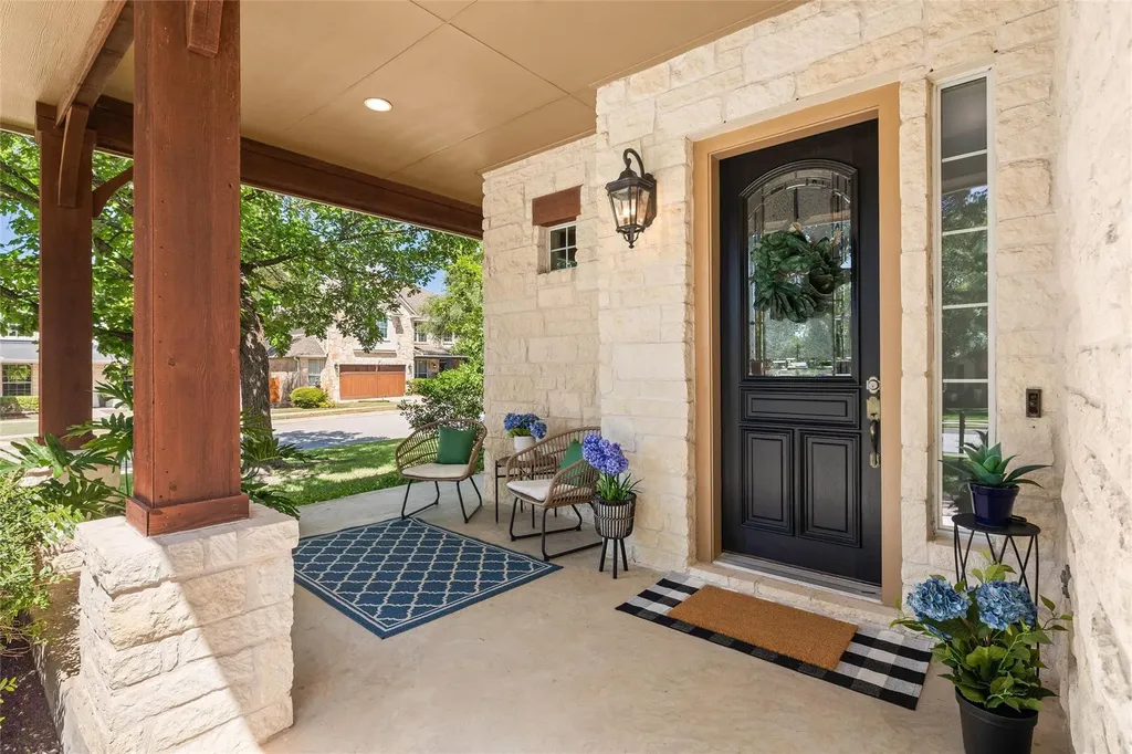 101 Monarch Lane Austin TX 78737