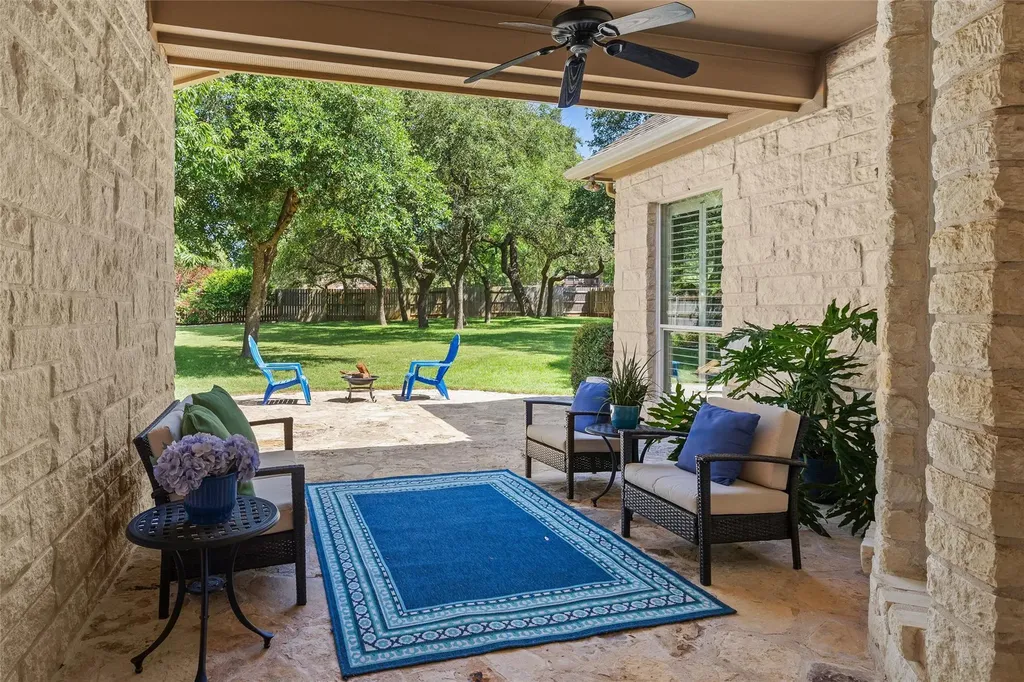 101 Monarch Lane Austin TX 78737