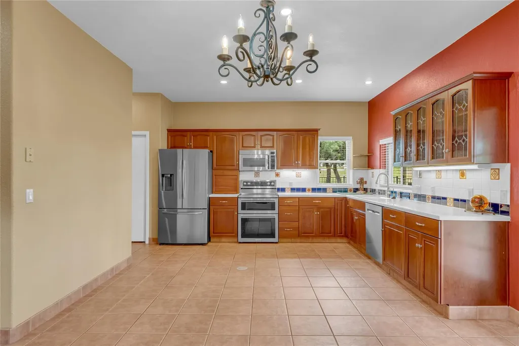 111 Woodlawn Drive Kingsland TX 78639