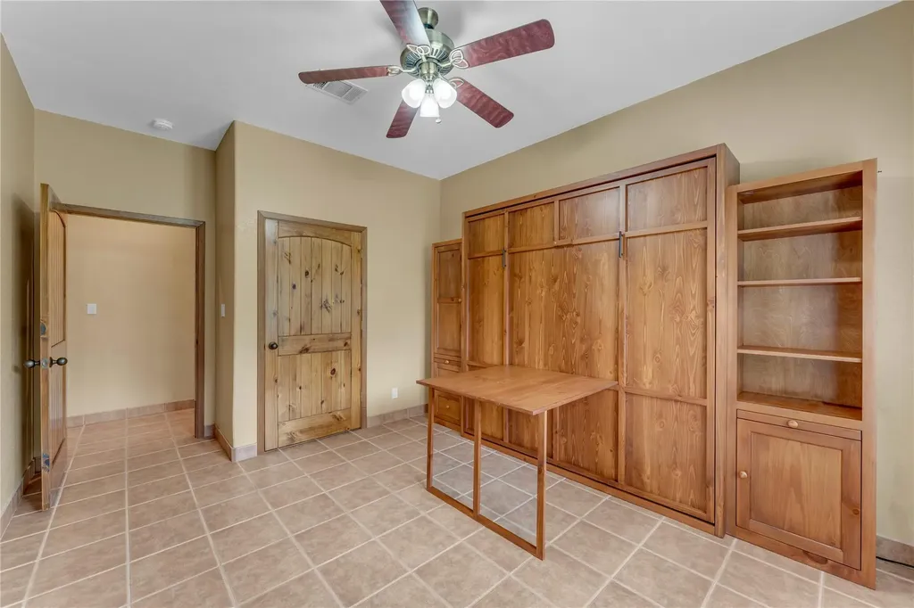 111 Woodlawn Drive Kingsland TX 78639