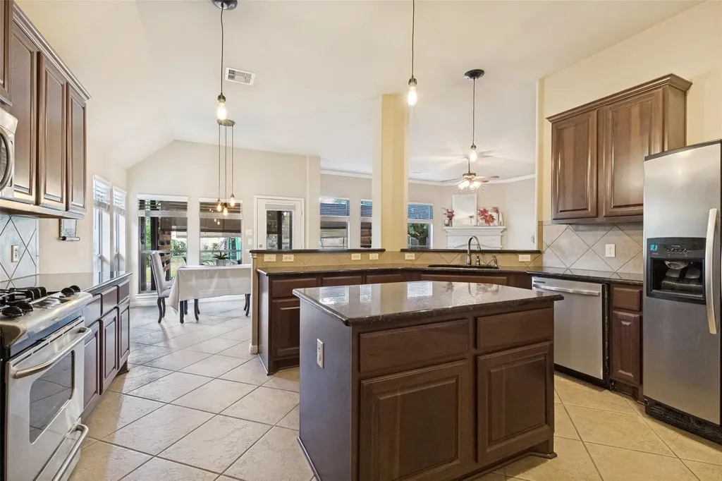 2718 Sun Mountain Drive Leander TX 78641