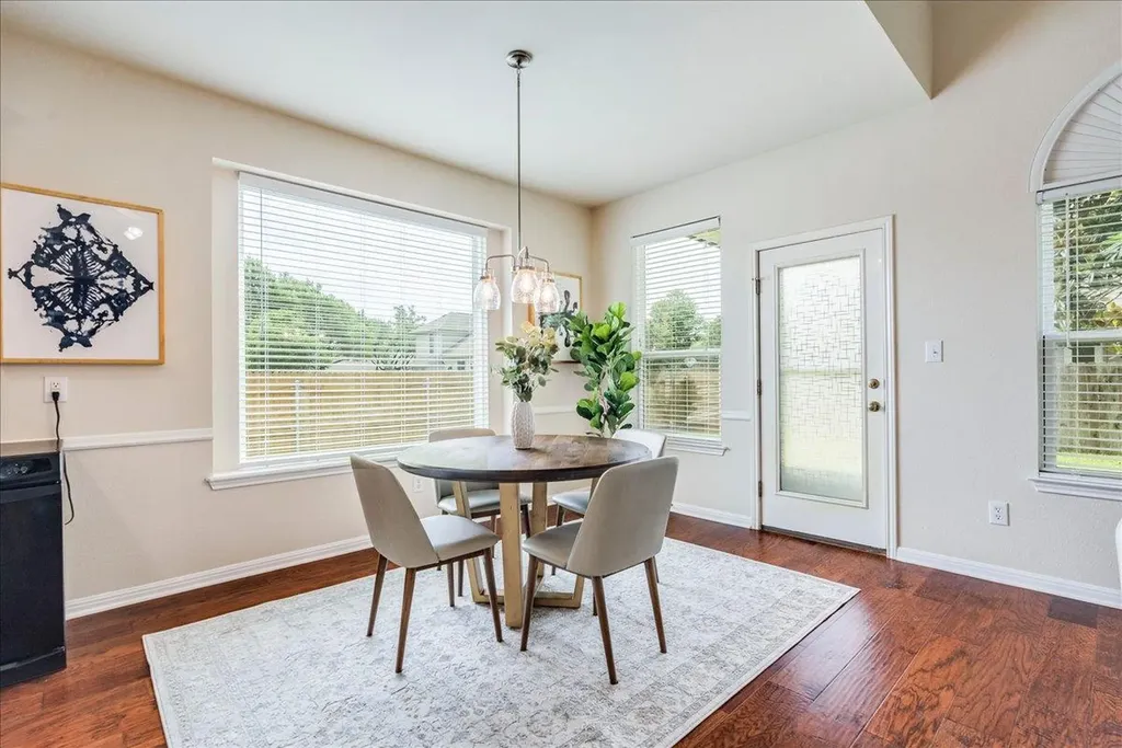 11101 Sandstone Trail Austin TX 78750