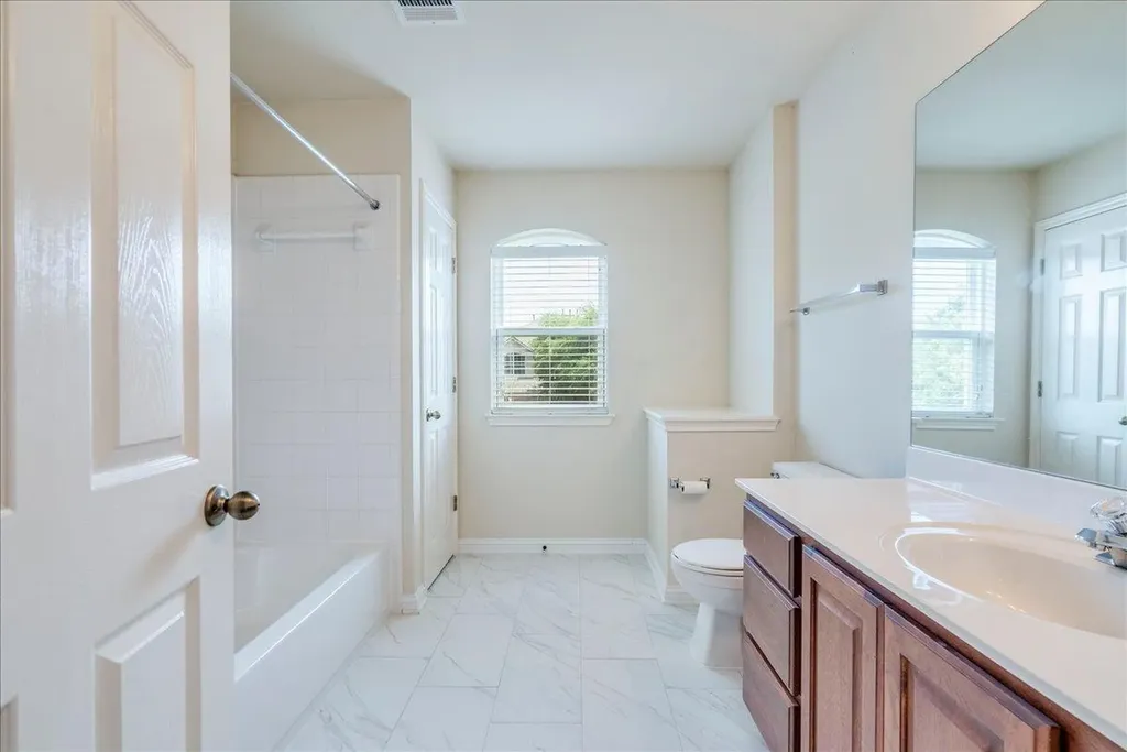 11101 Sandstone Trail Austin TX 78750
