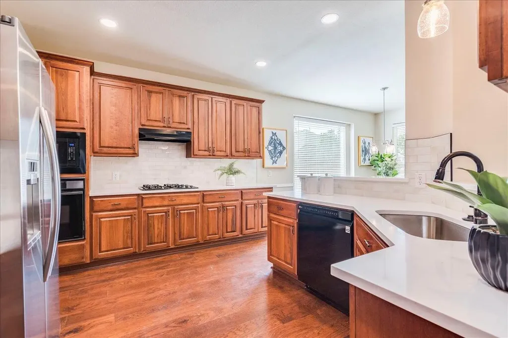 11101 Sandstone Trail Austin TX 78750