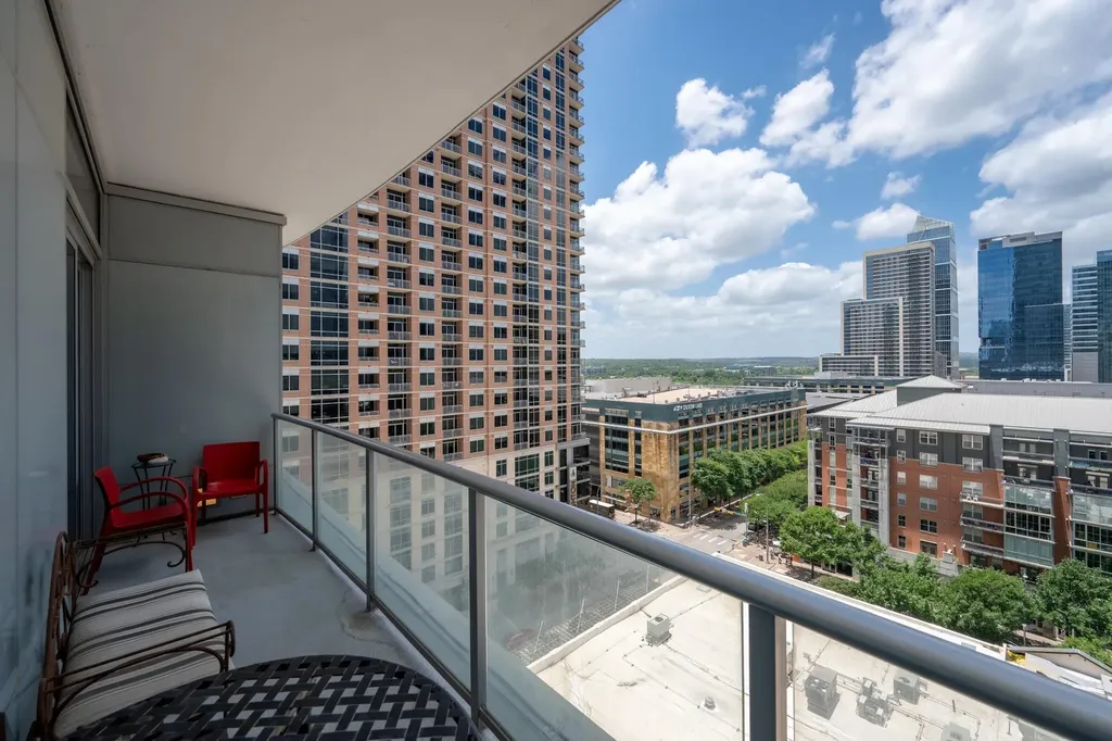 200 Congress Avenue Austin TX 78701