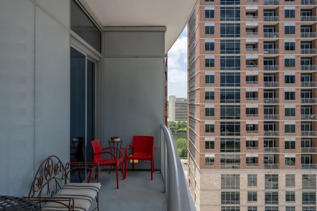 200 Congress Avenue Austin TX 78701