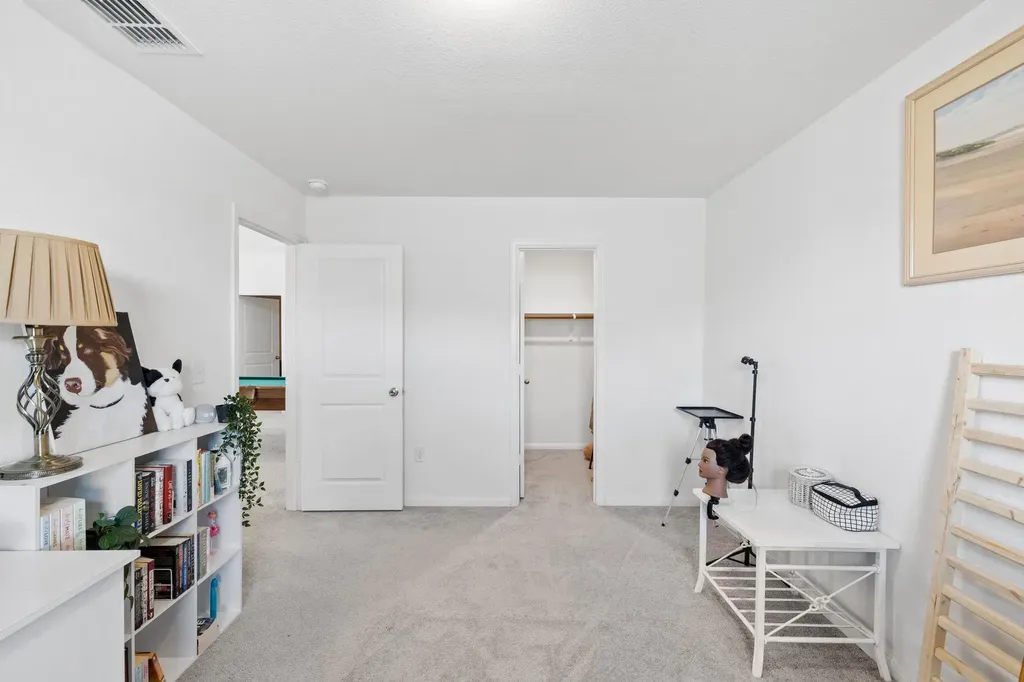 189 Durian Loop Buda TX 78610