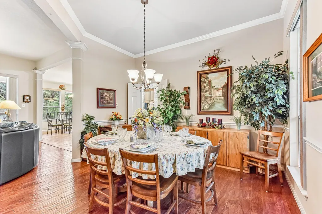 109 Elm Wood Drive Elgin TX 78621