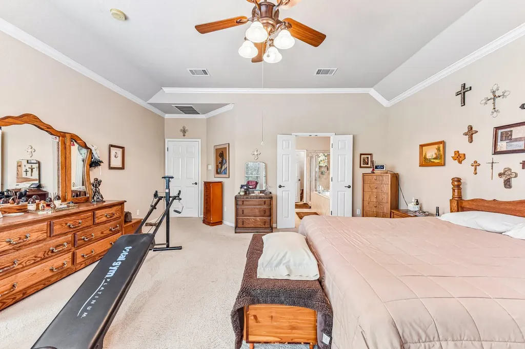 109 Elm Wood Drive Elgin TX 78621