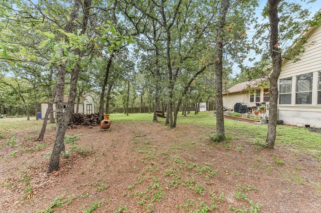 109 Elm Wood Drive Elgin TX 78621