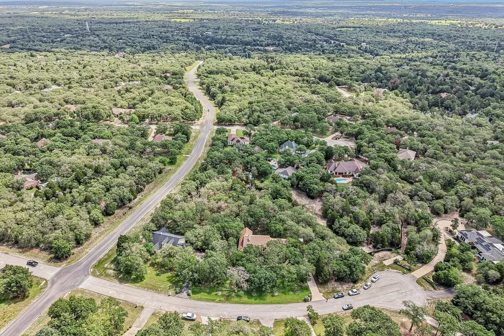 109 Elm Wood Drive Elgin TX 78621