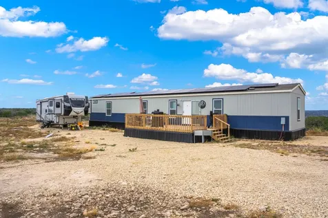 13812 High Lonesome Road Del Rio TX 78840