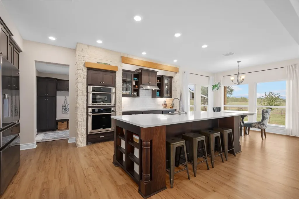 1854 County Road 464 Elgin TX 78621