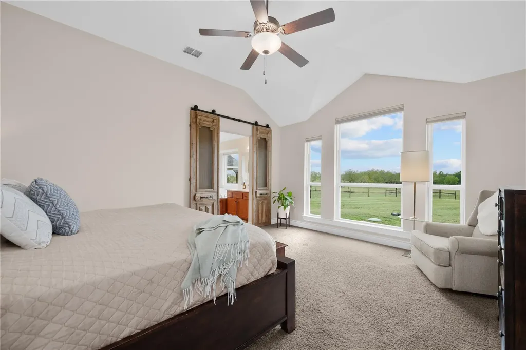 1854 County Road 464 Elgin TX 78621