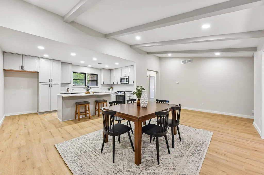 1503 Desert Quail Lane Austin TX 78758